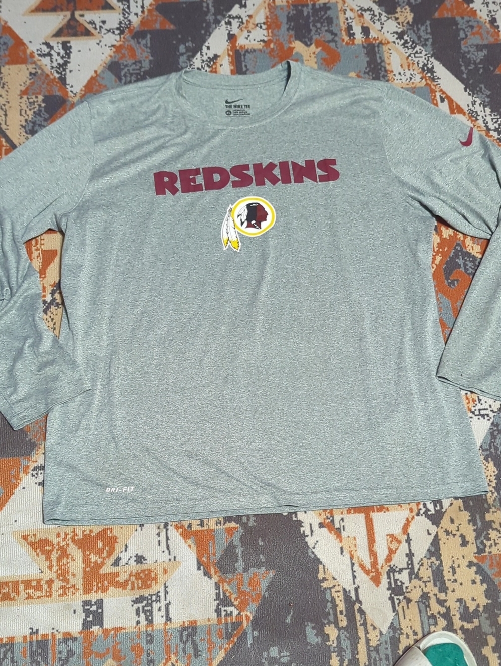 Washington Redskins Nike Dri-FIT long-sleeve shirt